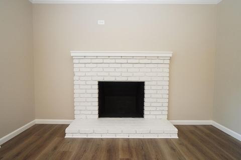 979 Springbrook Dr, Cincinnati, OH 45224 photo 6