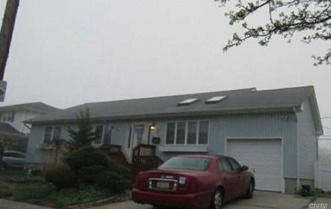 9554 Tanbark Ct, Cincinnati, OH 45231 photo 1