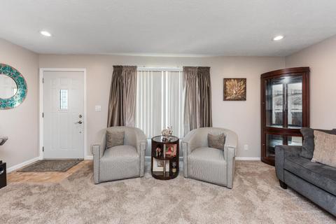9696 Crestbrook Dr, Cincinnati, OH 45231 photo 11