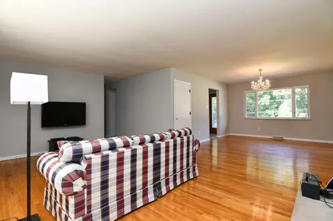 3921 Springoak Dr, Cincinnati, OH 45248 photo 11