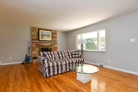 3921 Springoak Dr, Cincinnati, OH 45248 photo 12