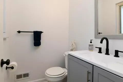 3921 Springoak Dr, Cincinnati, OH 45248 photo 18