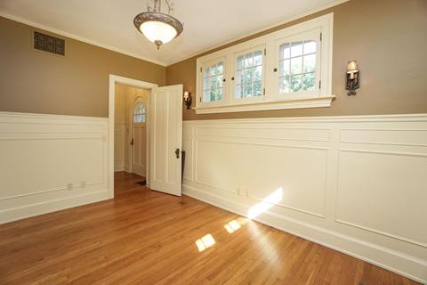 239 Elm Ave, Wyoming, OH 45215 photo 8