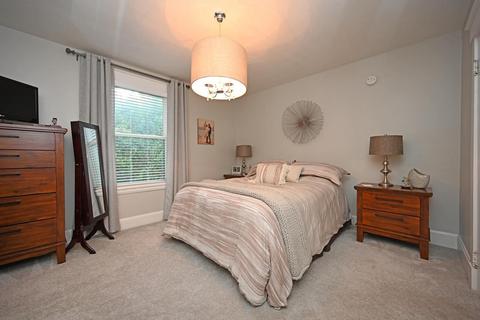3920 Briggs Pl, Cincinnati, OH 45209 photo 24