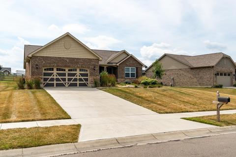 728 E Brooke Dr, Monroe, OH 45050 photo 2