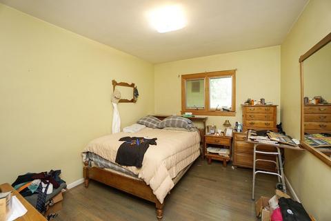 5461 Fox Rd, Cincinnati, OH 45239 photo 10