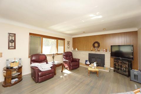 5461 Fox Rd, Cincinnati, OH 45239 photo 5