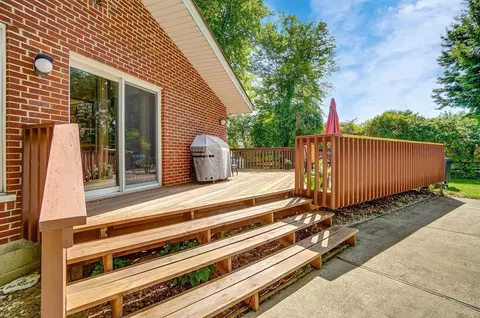 689 Clough Pike, Cincinnati, OH 45245 photo 27