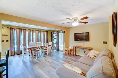 689 Clough Pike, Cincinnati, OH 45245 photo 8