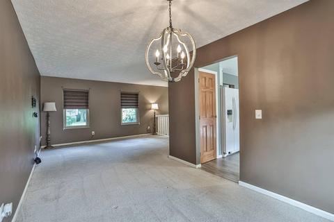 5452 Sidney Rd, Cincinnati, OH 45238 photo 8