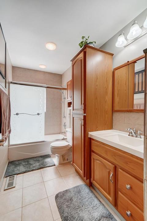 525 Denmark Dr, Cincinnati, OH 45244 photo 18