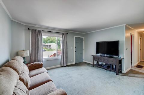 525 Denmark Dr, Cincinnati, OH 45244 photo 4