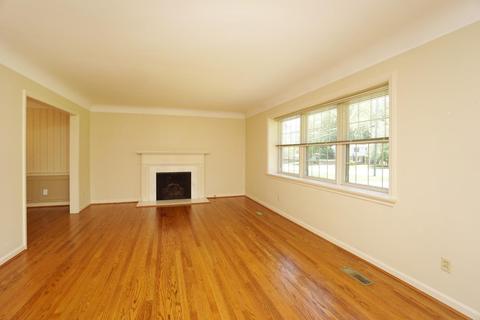 8740 Arcturus Dr, Montgomery, OH 45249 photo 9