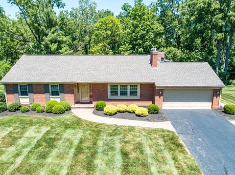 8740 Arcturus Dr, Montgomery, OH 45249 photo 2