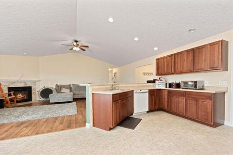 116 Winterberry Rd, Mount Orab, OH 45154 photo 7