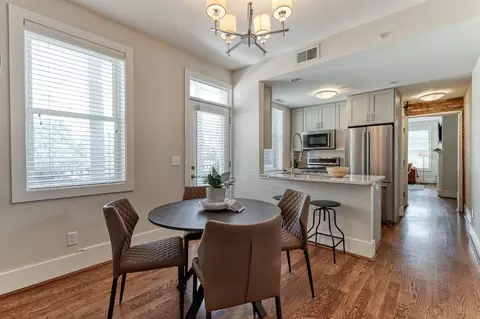 1517 Elm St #B, Cincinnati, OH 45202 photo 8