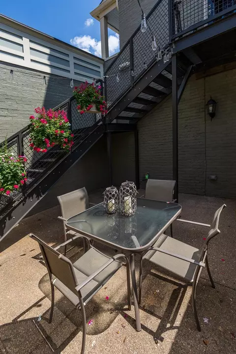 1517 Elm St #B, Cincinnati, OH 45202 photo 28