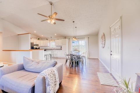 7664 Whitacre Rd, Blanchester, OH 45107 photo 8