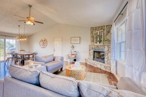 7664 Whitacre Rd, Blanchester, OH 45107 photo 5