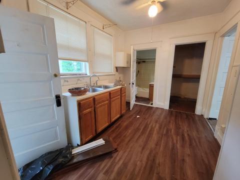 6632 Roe St, Cincinnati, OH 45227 photo 2