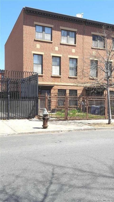3093 Neisel Ave, Cincinnati, OH 45248 photo 1