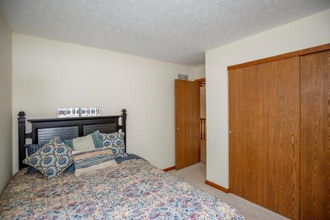 524 Hamblin Dr, Cincinnati, OH 45255 photo 23