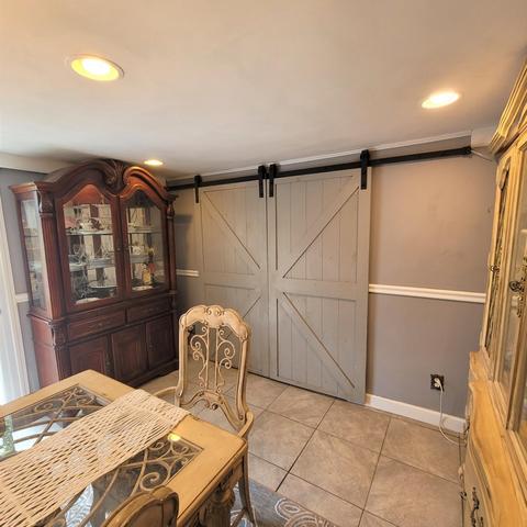 687 Woodgate Rd, Cincinnati, OH 45244 photo 8