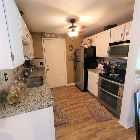 687 Woodgate Rd, Cincinnati, OH 45244 photo 6