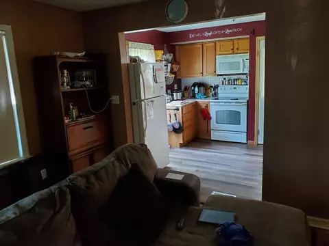15 Damon Rd, Greenhills, OH 45218 photo 7
