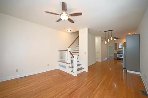 966 Hatch St, Cincinnati, OH 45202 photo 4