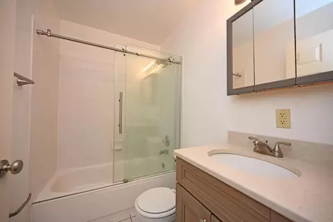 966 Hatch St, Cincinnati, OH 45202 photo 14