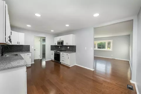 2464 Mars Ct, Cincinnati, OH 45231 photo 6