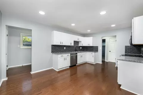2464 Mars Ct, Cincinnati, OH 45231 photo 7