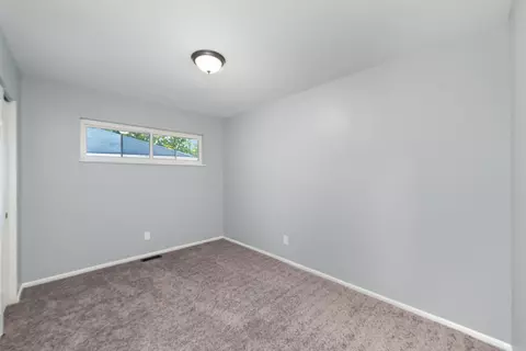 2464 Mars Ct, Cincinnati, OH 45231 photo 16