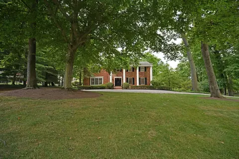 2911 Saddleback Dr, Cincinnati, OH 45244 photo 3