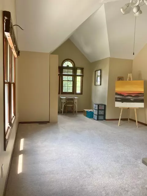 848 Castlebay Dr, Cincinnati, OH 45245 photo 17