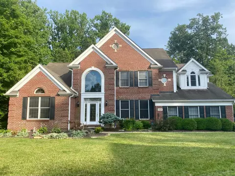 848 Castlebay Dr, Cincinnati, OH 45245 photo 1
