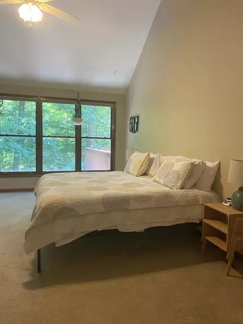 848 Castlebay Dr, Cincinnati, OH 45245 photo 13