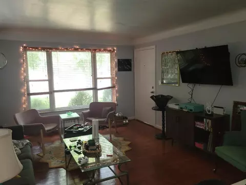 1738 Sutton, Cincinnati, OH 45230 photo 2