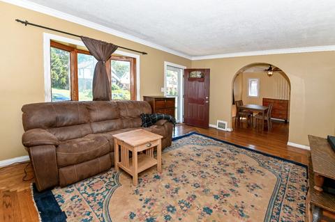 1619 Flora Ave, Cincinnati, OH 45231 photo 3