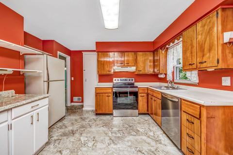 2050 Adams Rd, Cincinnati, OH 45231 photo 12