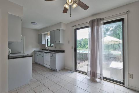 511 Halifax Cir, Cincinnati, OH 45244 photo 9