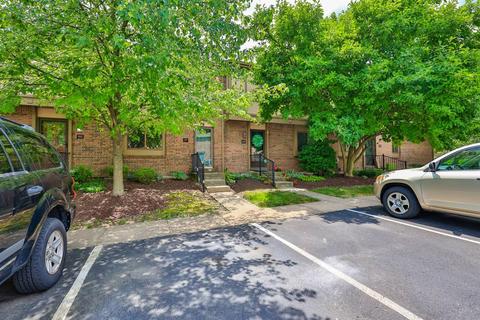 511 Halifax Cir, Cincinnati, OH 45244 photo 1