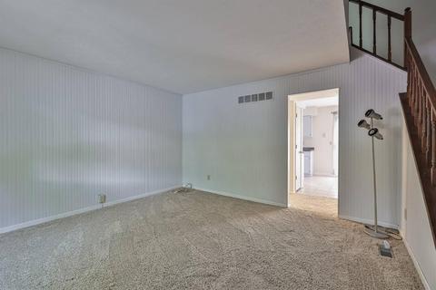 511 Halifax Cir, Cincinnati, OH 45244 photo 7