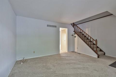 511 Halifax Cir, Cincinnati, OH 45244 photo 6