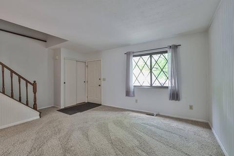 511 Halifax Cir, Cincinnati, OH 45244 photo 5