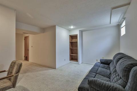 511 Halifax Cir, Cincinnati, OH 45244 photo 18