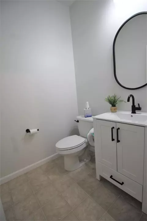102 Koehler Dr, Monroe, OH 45050 photo 8