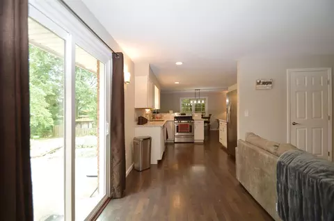 2860 Ebenezer Rd, Cincinnati, OH 45233 photo 8