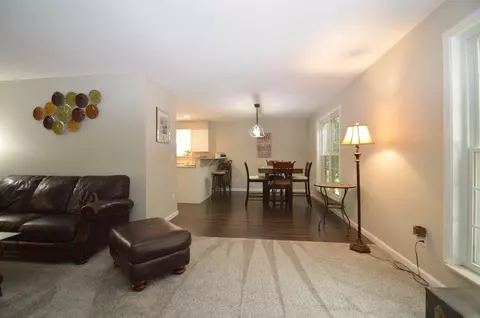 2860 Ebenezer Rd, Cincinnati, OH 45233 photo 4
